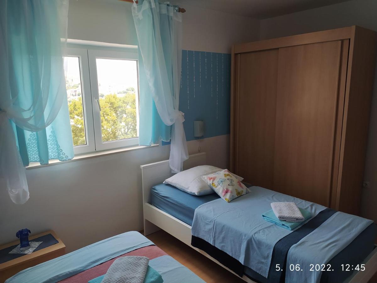 Apartment Sara Нови Винодолски Екстериор снимка